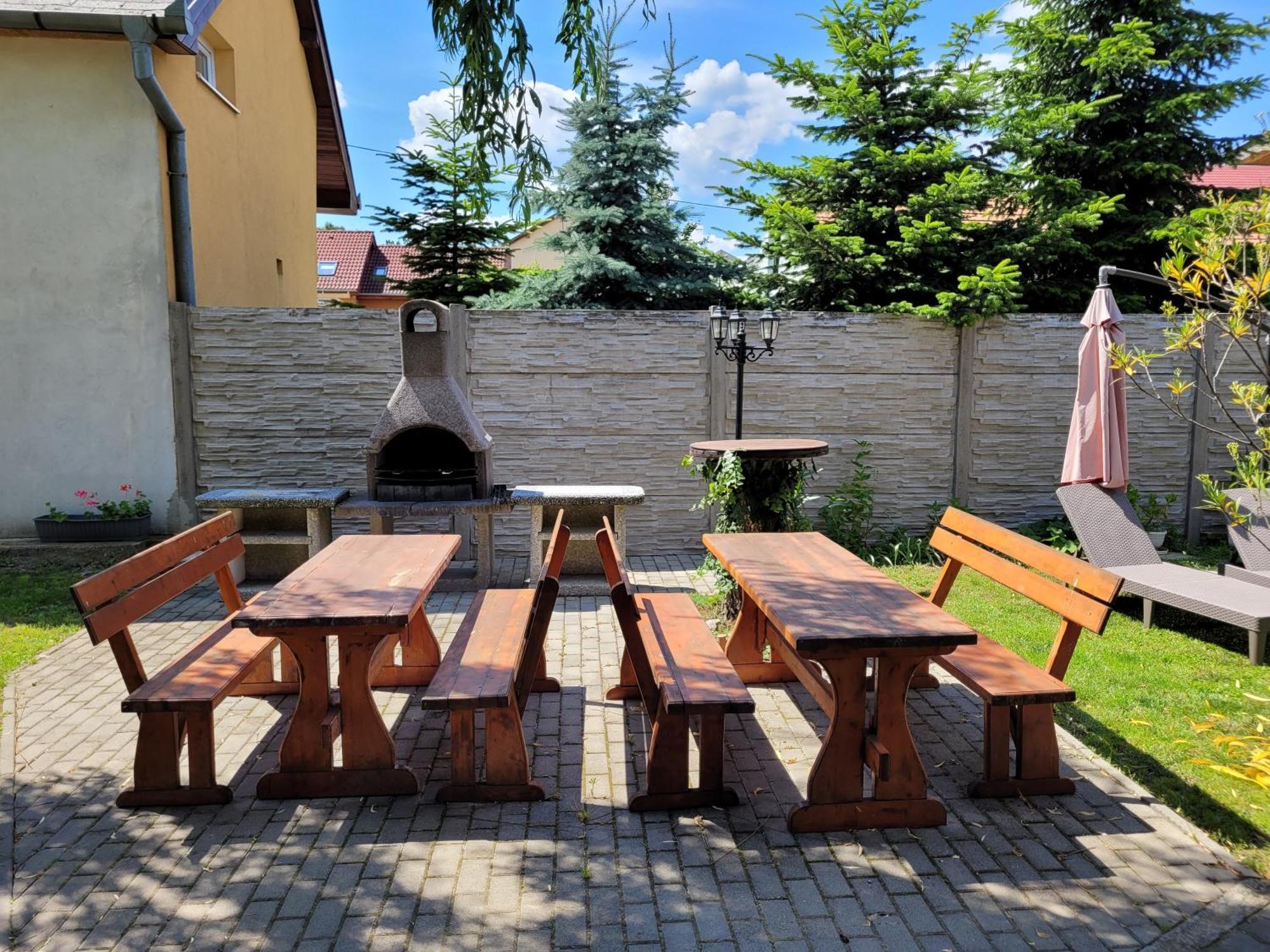 Penzion Korzo Štúrovo المظهر الخارجي الصورة